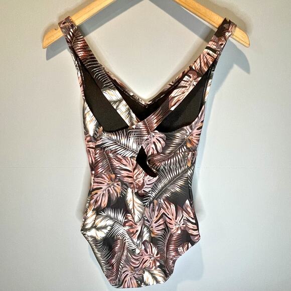 Hurley Palm Leaf Print One Piece Swimsuit - size Small - Picture 3 of 6